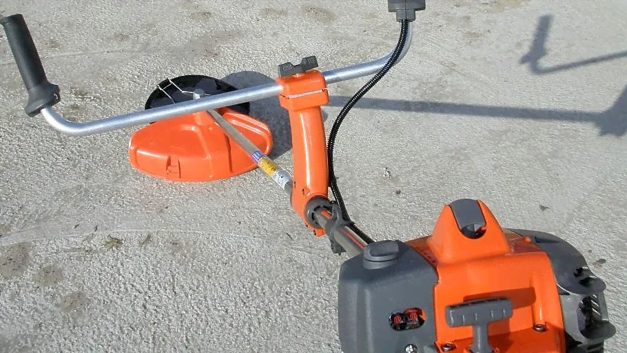 Газонокосилка Prorab 8404